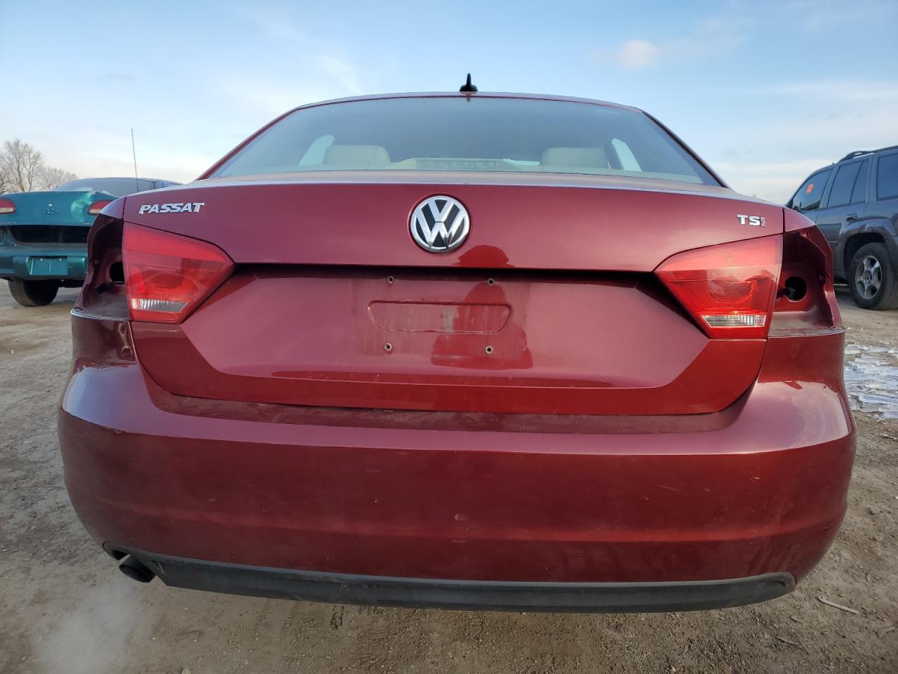 Lot #3023428254 2015 VOLKSWAGEN PASSAT S