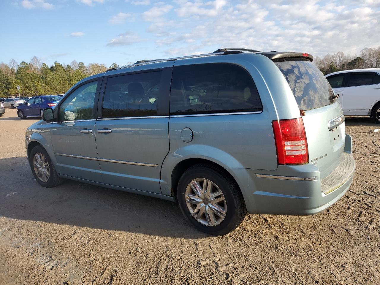 Lot #3028345797 2009 CHRYSLER TOWN & COU