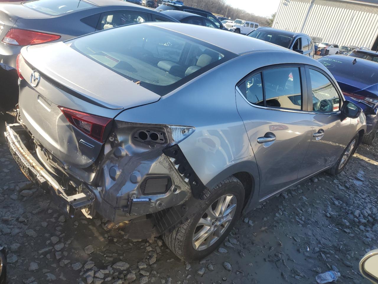 Lot #3026038981 2015 MAZDA 3 TOURING