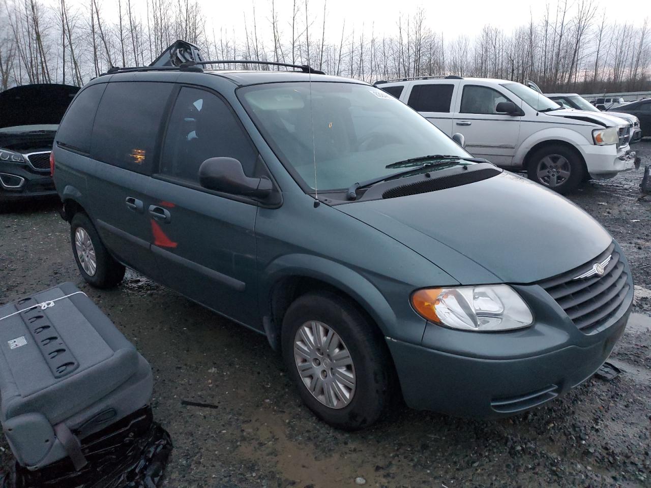 Lot #3030432459 2005 CHRYSLER TOWN & COU