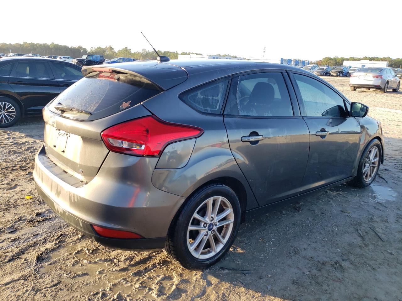 Lot #3028617964 2017 FORD FOCUS SE