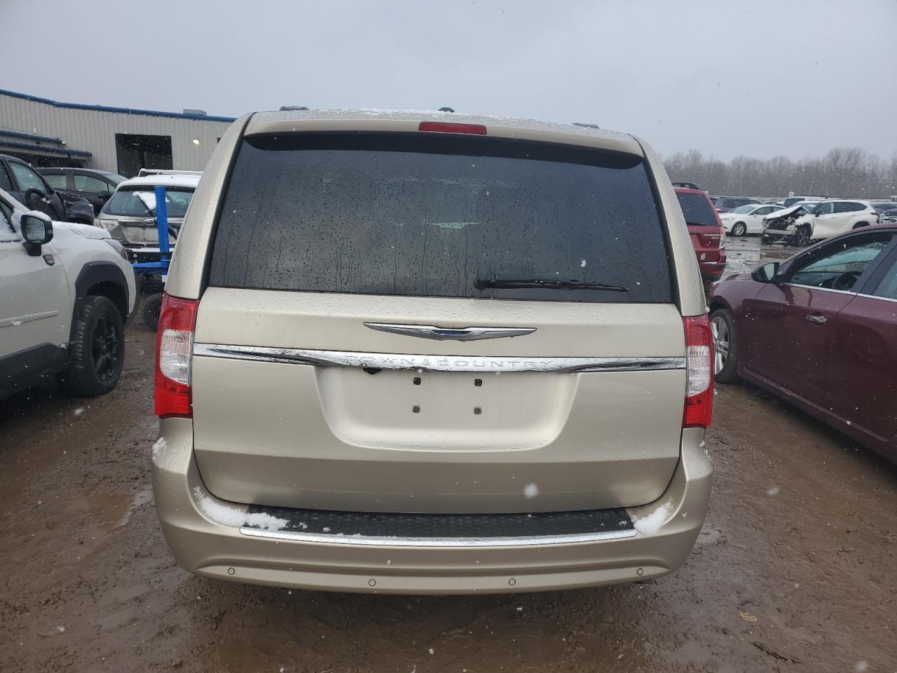 Lot #3033236821 2015 CHRYSLER TOWN & COU