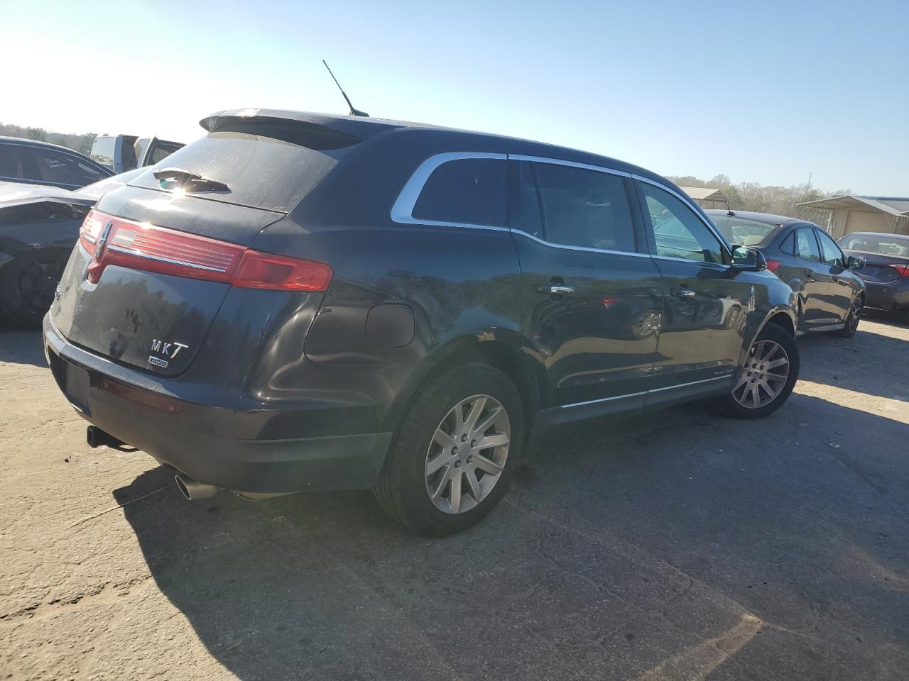 Lot #3034270154 2015 LINCOLN MKT