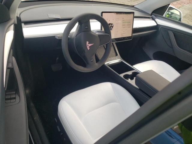 2024 TESLA MODEL Y - 7SAYGAEE7RF077443