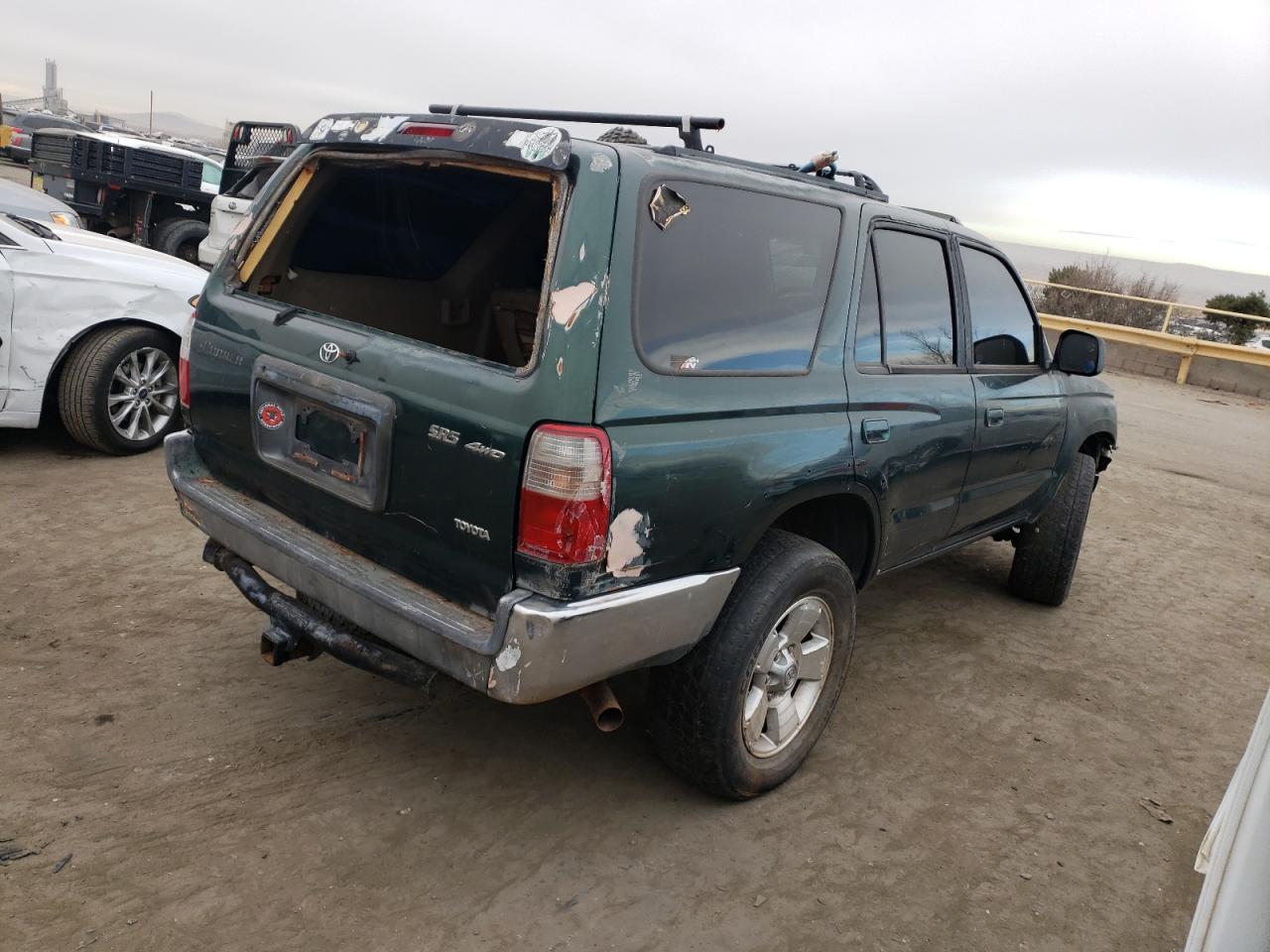 Lot #3033290806 2000 TOYOTA 4RUNNER SR