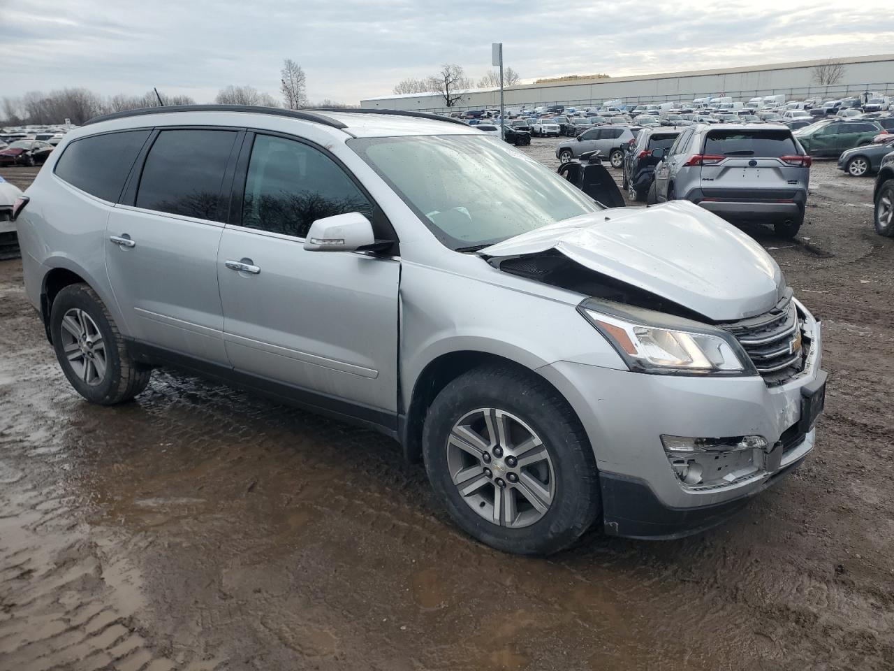 Lot #3310412015 2016 CHEVROLET TRAVERSE L
