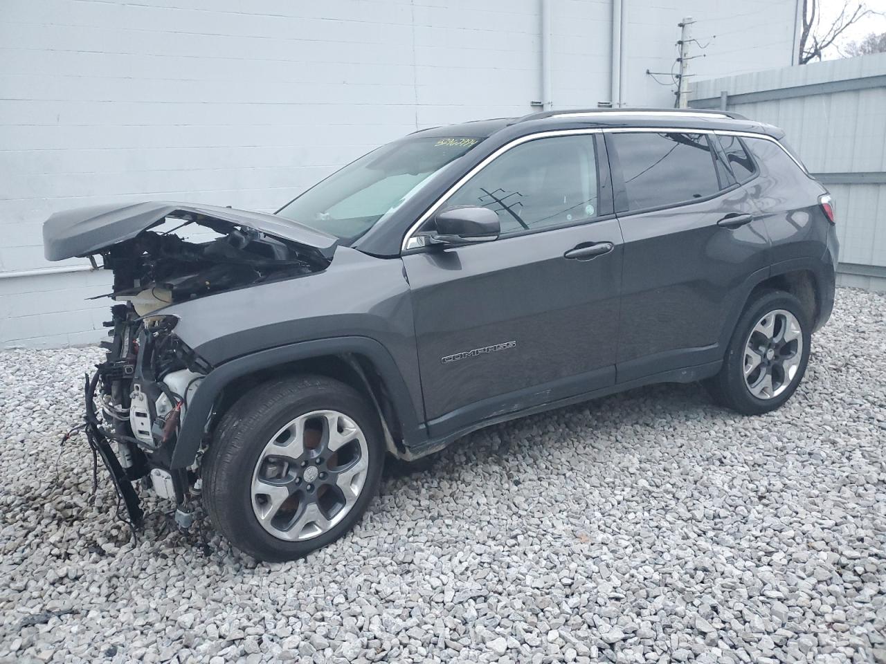 Lot #3025947962 2019 JEEP COMPASS LI