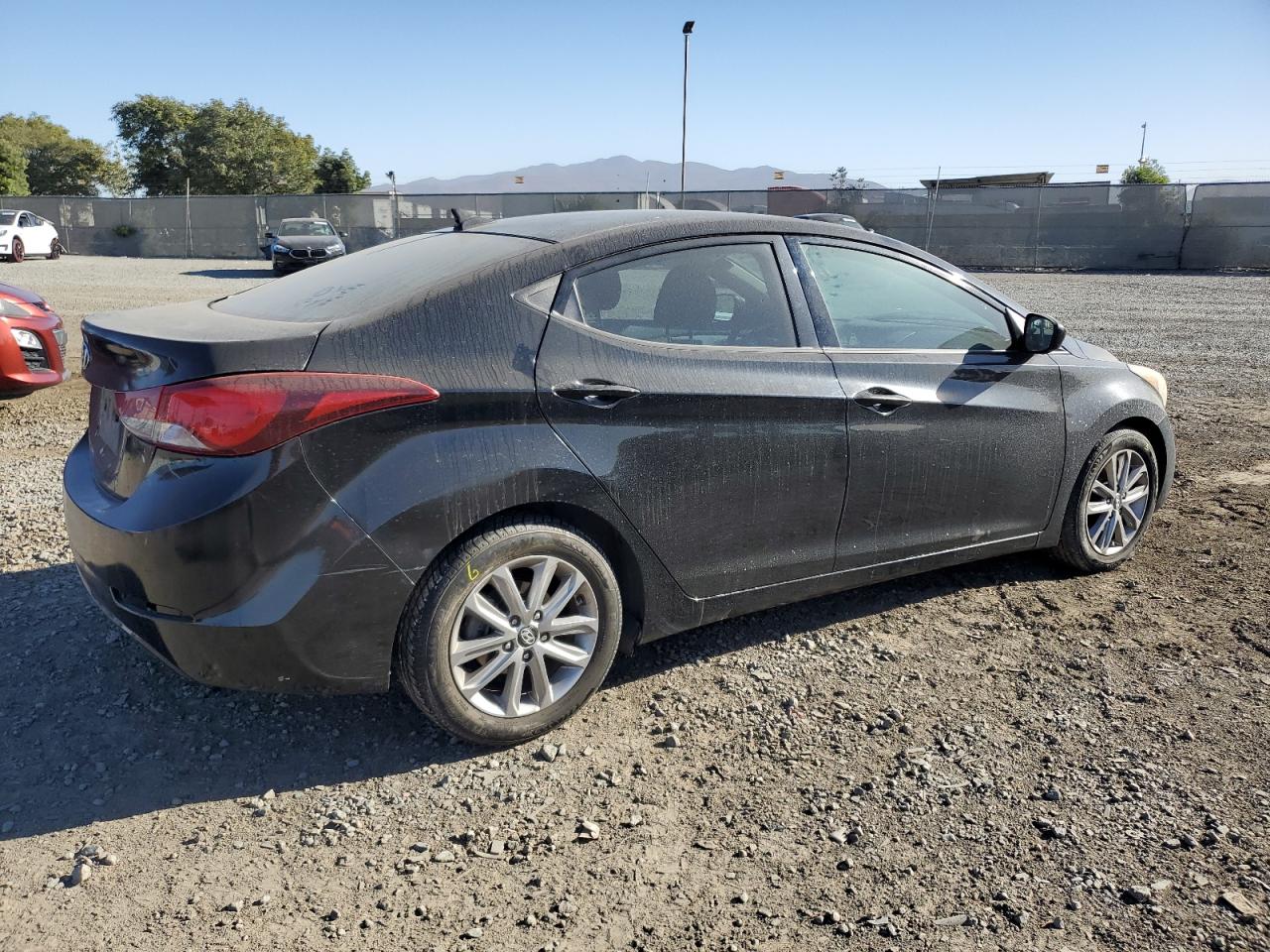 Lot #3027041869 2015 HYUNDAI ELANTRA SE