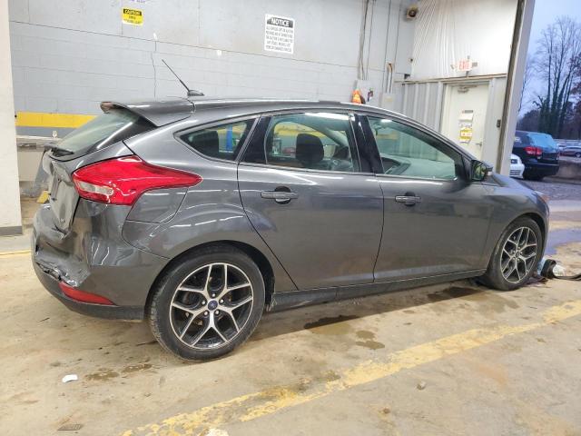 VIN 1FADP3M23JL261770 2018 FORD FOCUS no.3