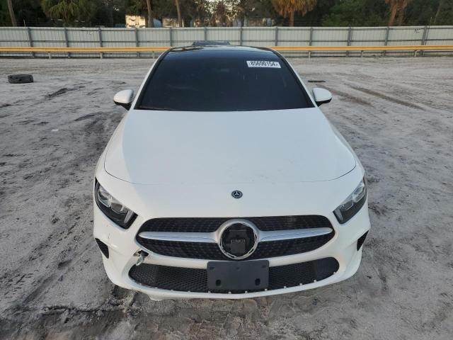 VIN WDD3G4EB2KW016572 2019 MERCEDES-BENZ A-CLASS no.5