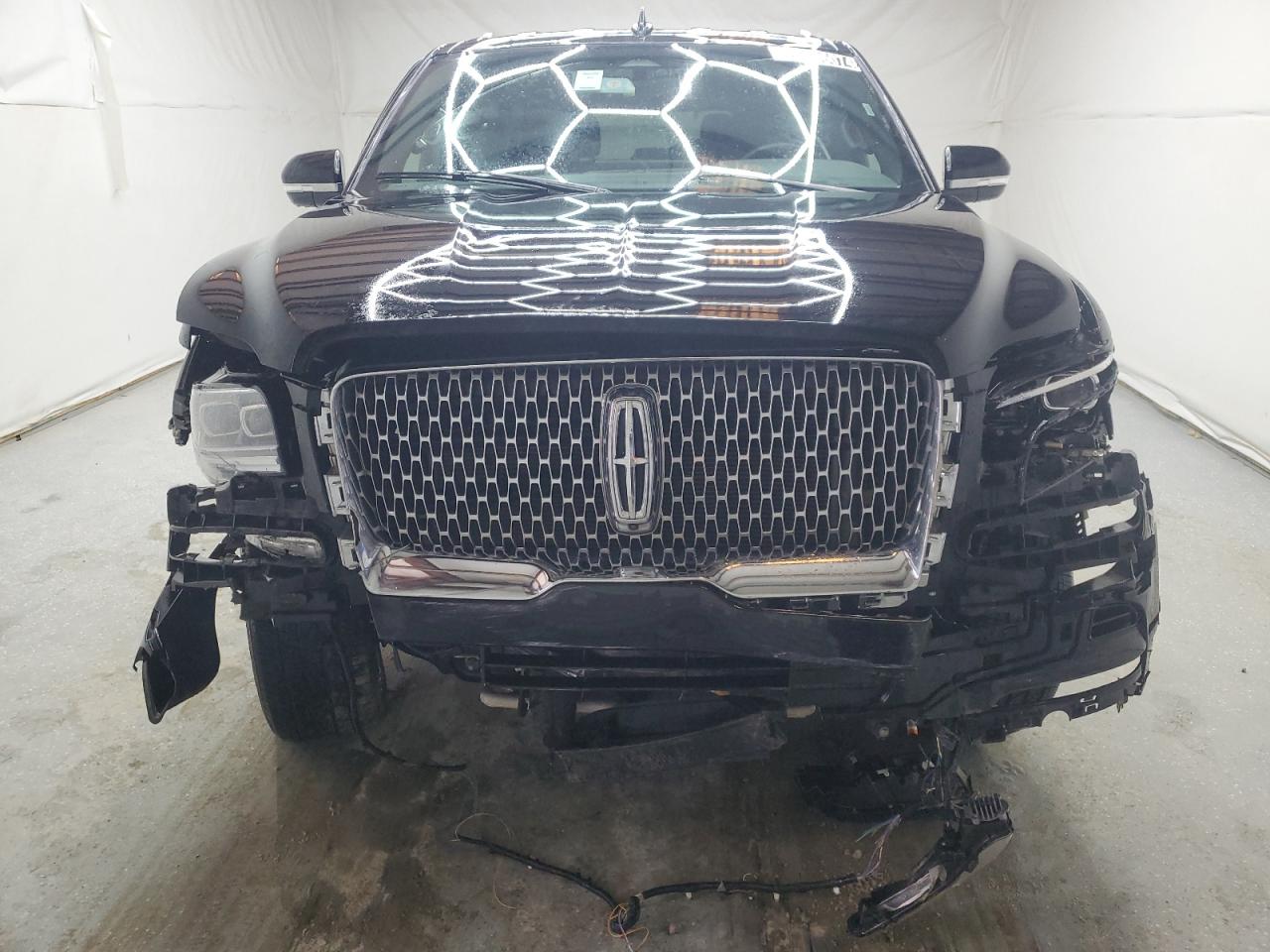 Lot #3052276613 2023 LINCOLN NAVIGATOR