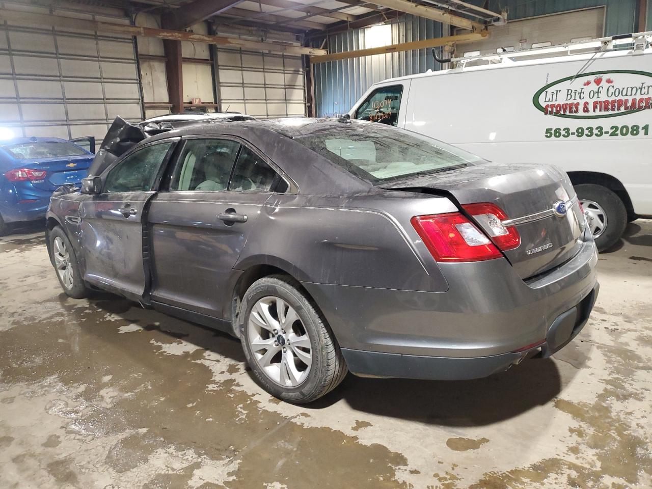 Lot #3024948398 2011 FORD TAURUS SEL