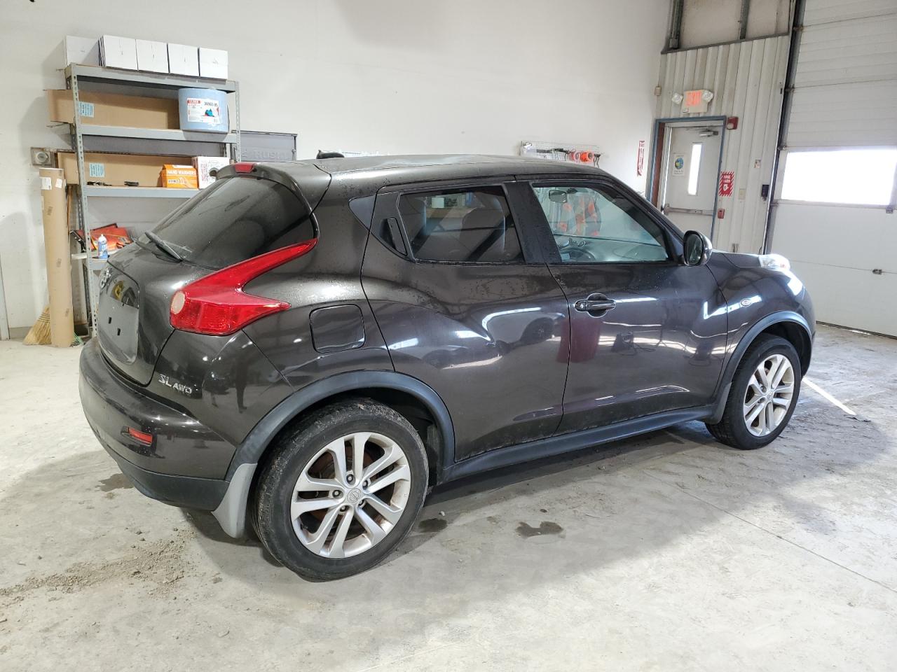 Lot #3033100001 2011 NISSAN JUKE S