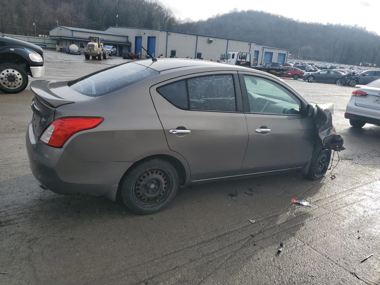 Lot #3045574711 2013 NISSAN VERSA S