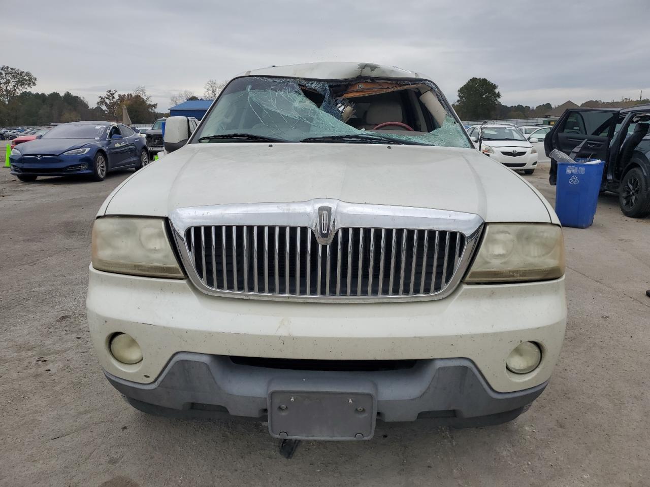 Lot #3029590070 2004 LINCOLN AVIATOR