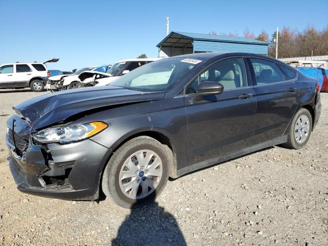FORD FUSION S