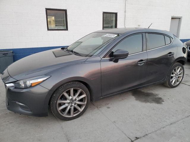 VIN 3MZBN1L75HM119211 2017 MAZDA 3 no.1