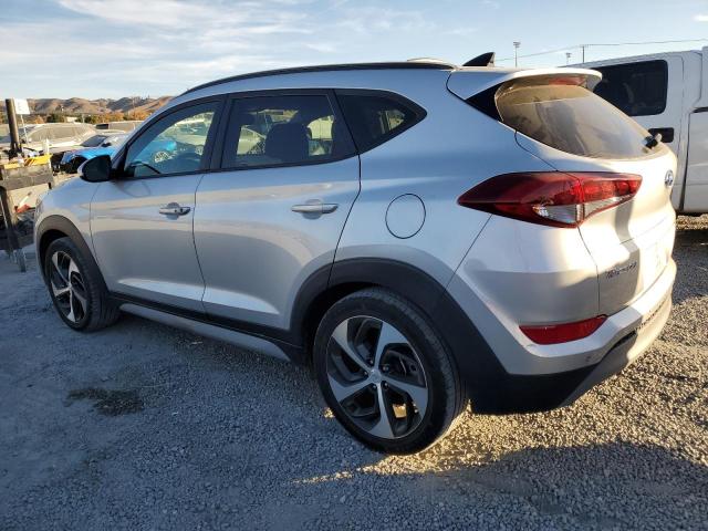 VIN KM8J33A25JU639767 2018 HYUNDAI TUCSON no.2