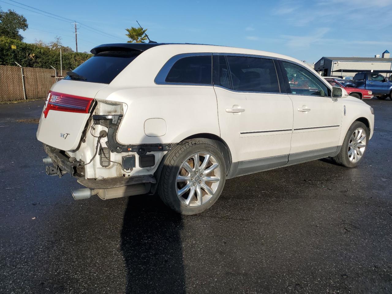 Lot #3049473677 2010 LINCOLN MKT