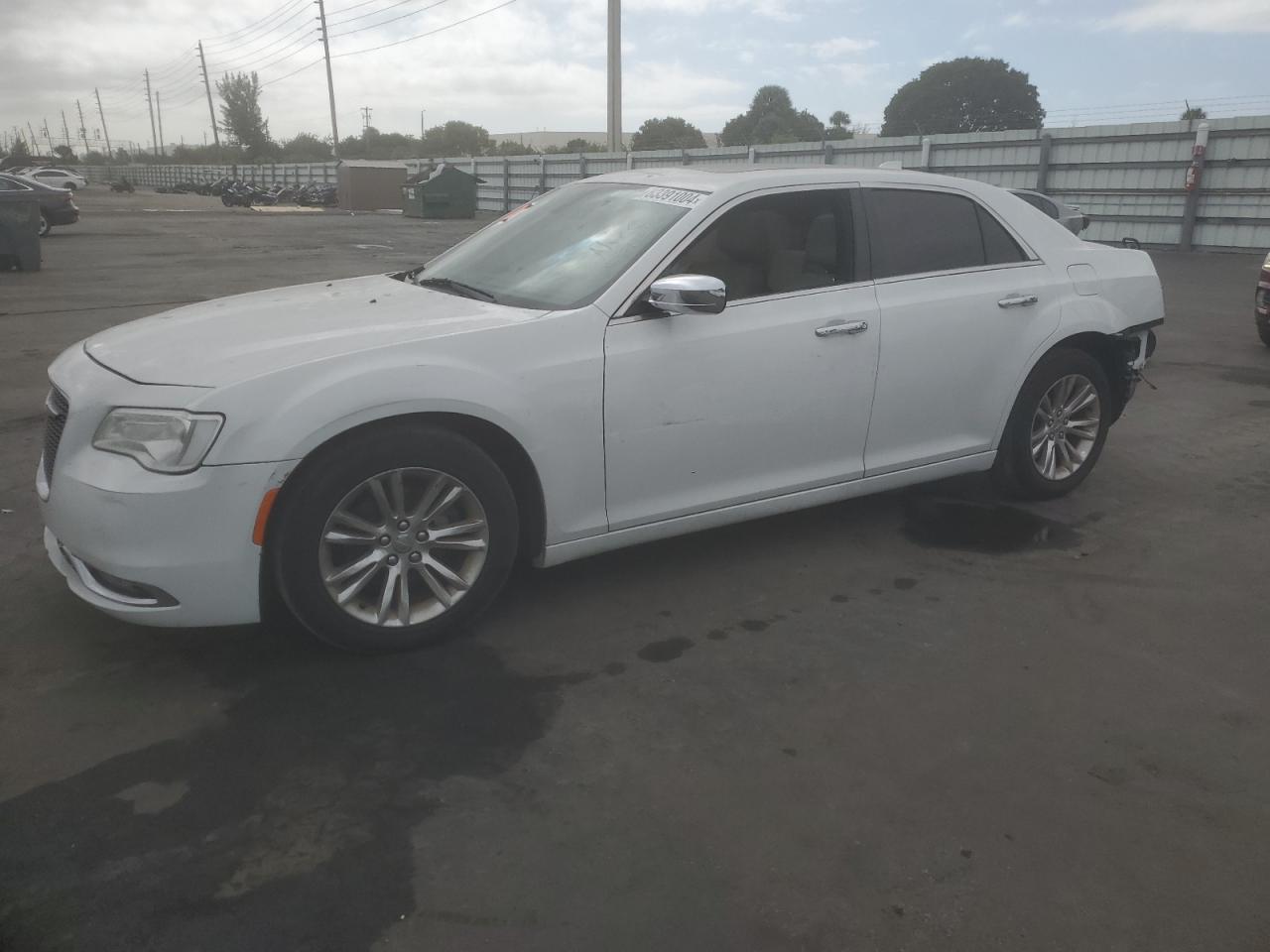 2C3CCAEG5HH571155 CHRYSLER 300C 2017