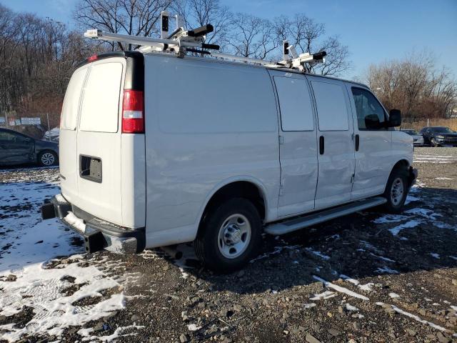 VIN 1GCWGAF72M1251828 2021 CHEVROLET EXPRESS no.3