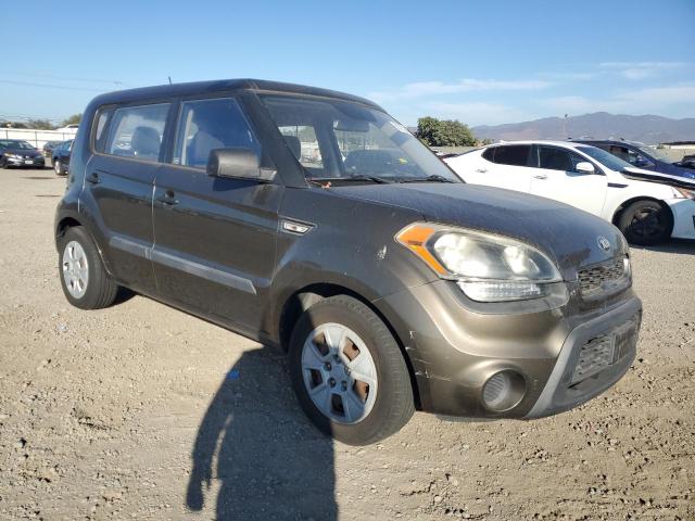 VIN KNDJT2A55D7539258 2013 KIA SOUL no.4