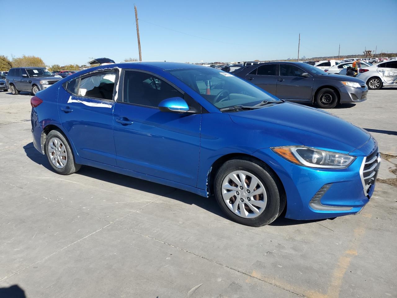 Lot #3030621123 2018 HYUNDAI ELANTRA SE