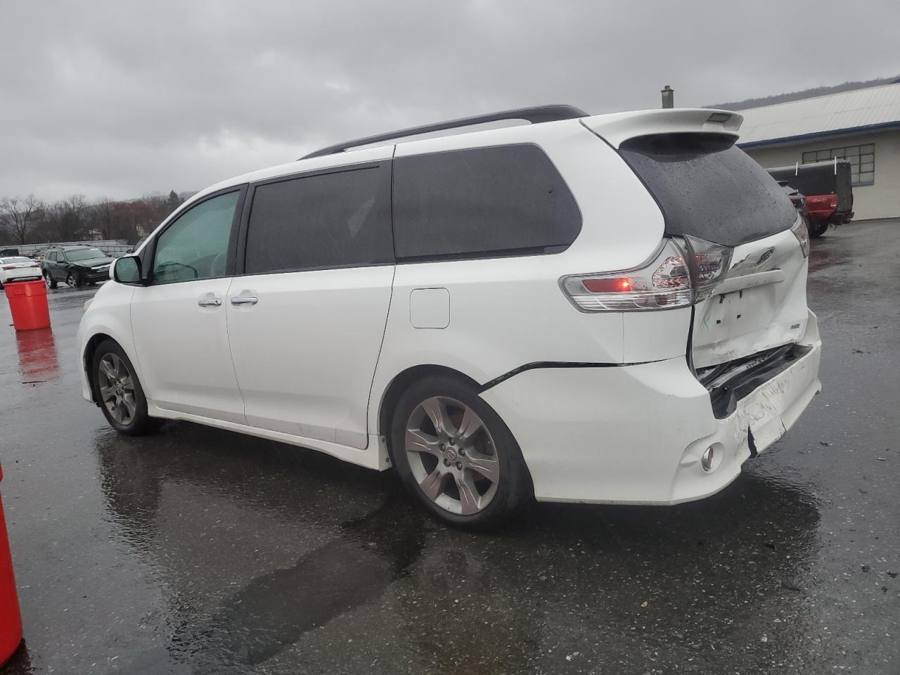 Lot #3049545653 2014 TOYOTA SIENNA SPO