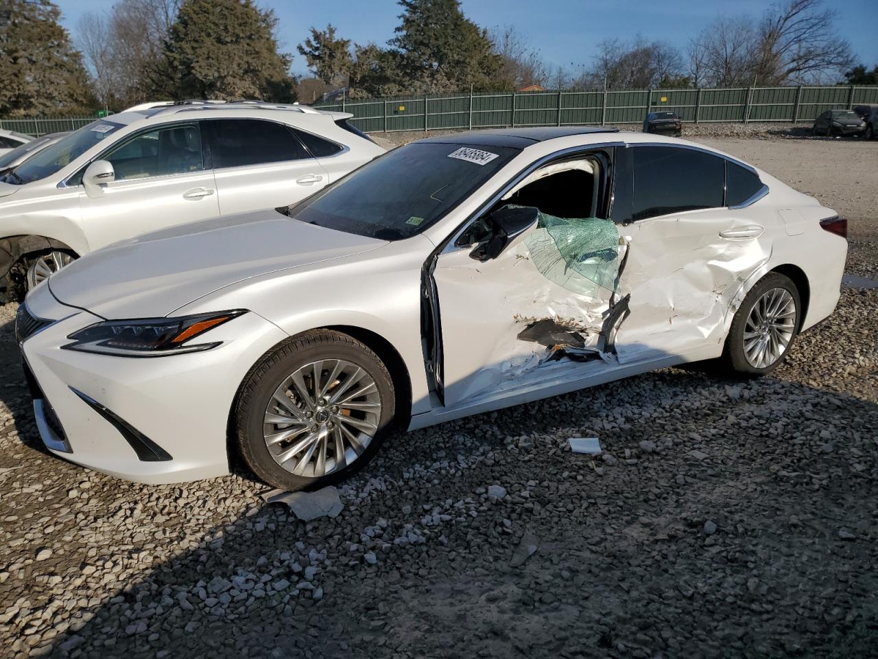  Salvage Lexus Es