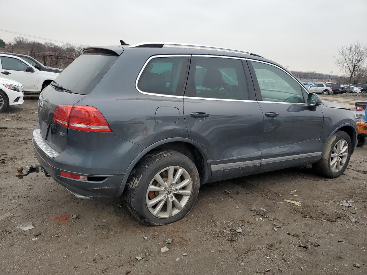 Lot #3037083395 2014 VOLKSWAGEN TOUAREG V6