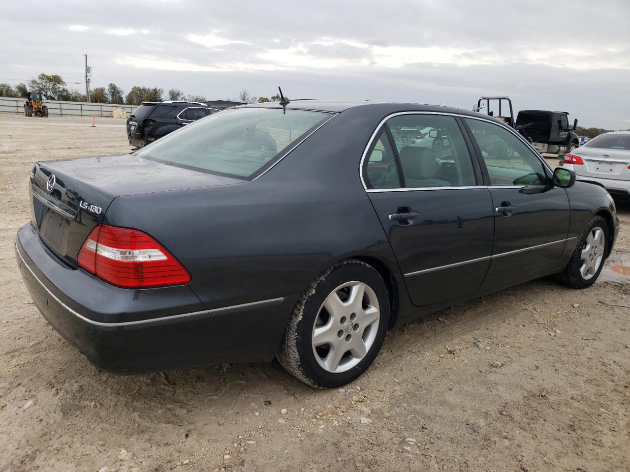 Lot #3026187282 2004 LEXUS LS 430