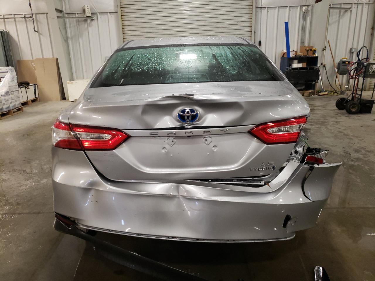 Lot #3034306102 2018 TOYOTA CAMRY LE