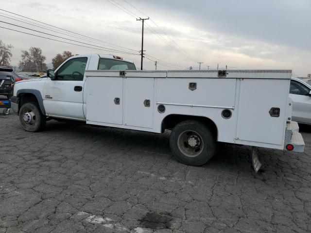 CHEVROLET SILVERADO 2004 white  diesel 1GBJC34214E383808 photo #3