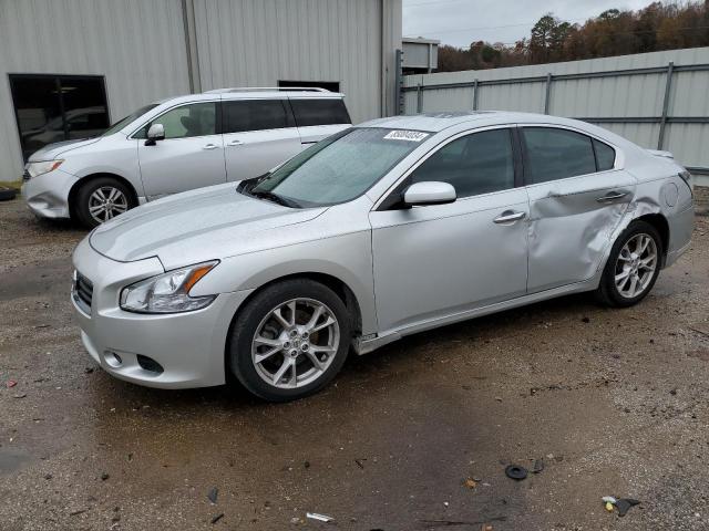 NISSAN MAXIMA S