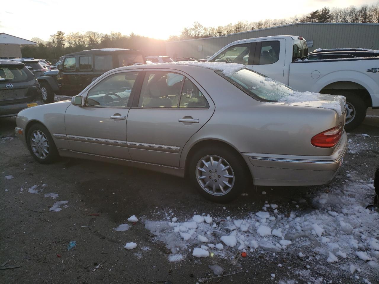 Lot #3034416076 2000 MERCEDES-BENZ E 320