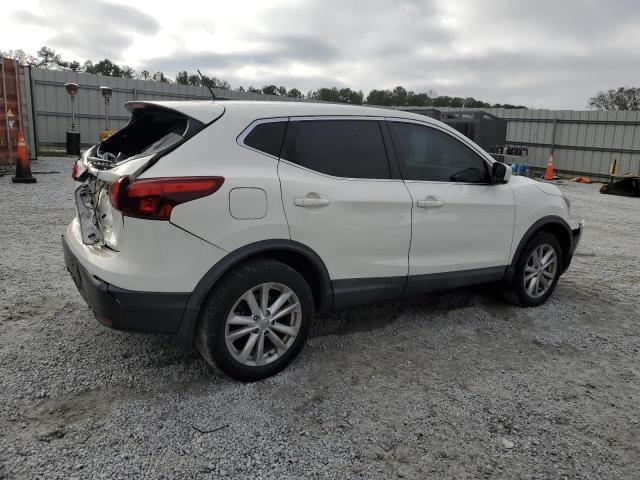 NISSAN ROGUE SPOR 2017 white  gas JN1BJ1CPXHW009756 photo #4