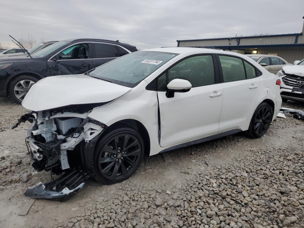 TOYOTA COROLLA LE