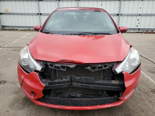 VIN KNAFX4A65F5317832 2015 KIA FORTE no.5