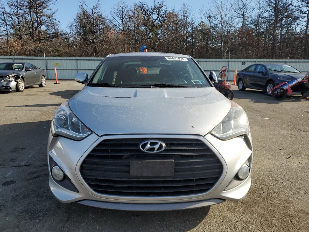 Lot #3037770263 2015 HYUNDAI VELOSTER T