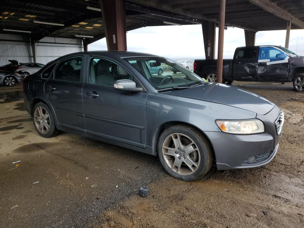 Lot #3033143016 2010 VOLVO S40 2.4I