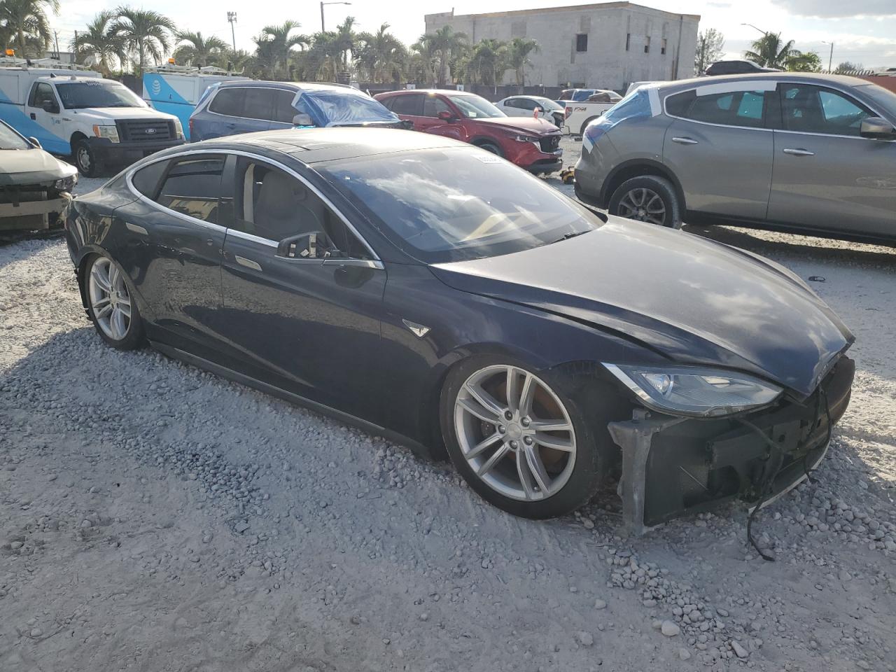 Lot #3024163842 2013 TESLA MODEL S