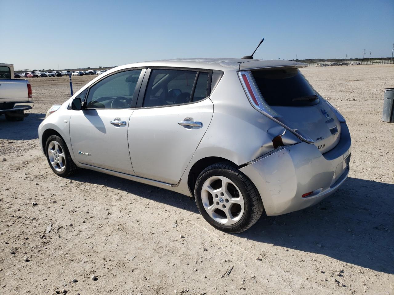 Lot #3029388729 2011 NISSAN LEAF SV