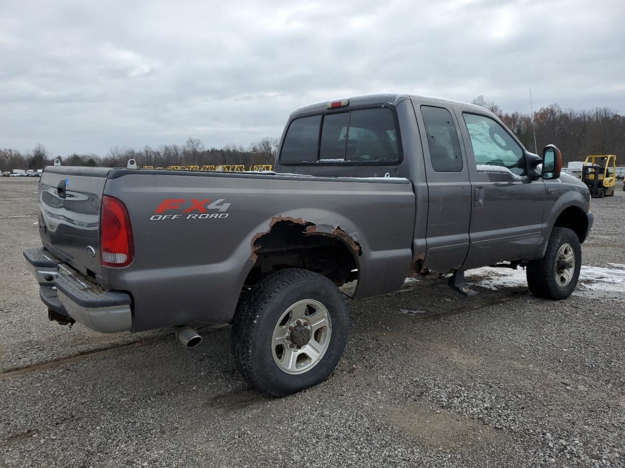 Lot #3020688963 2004 FORD F350 SRW S