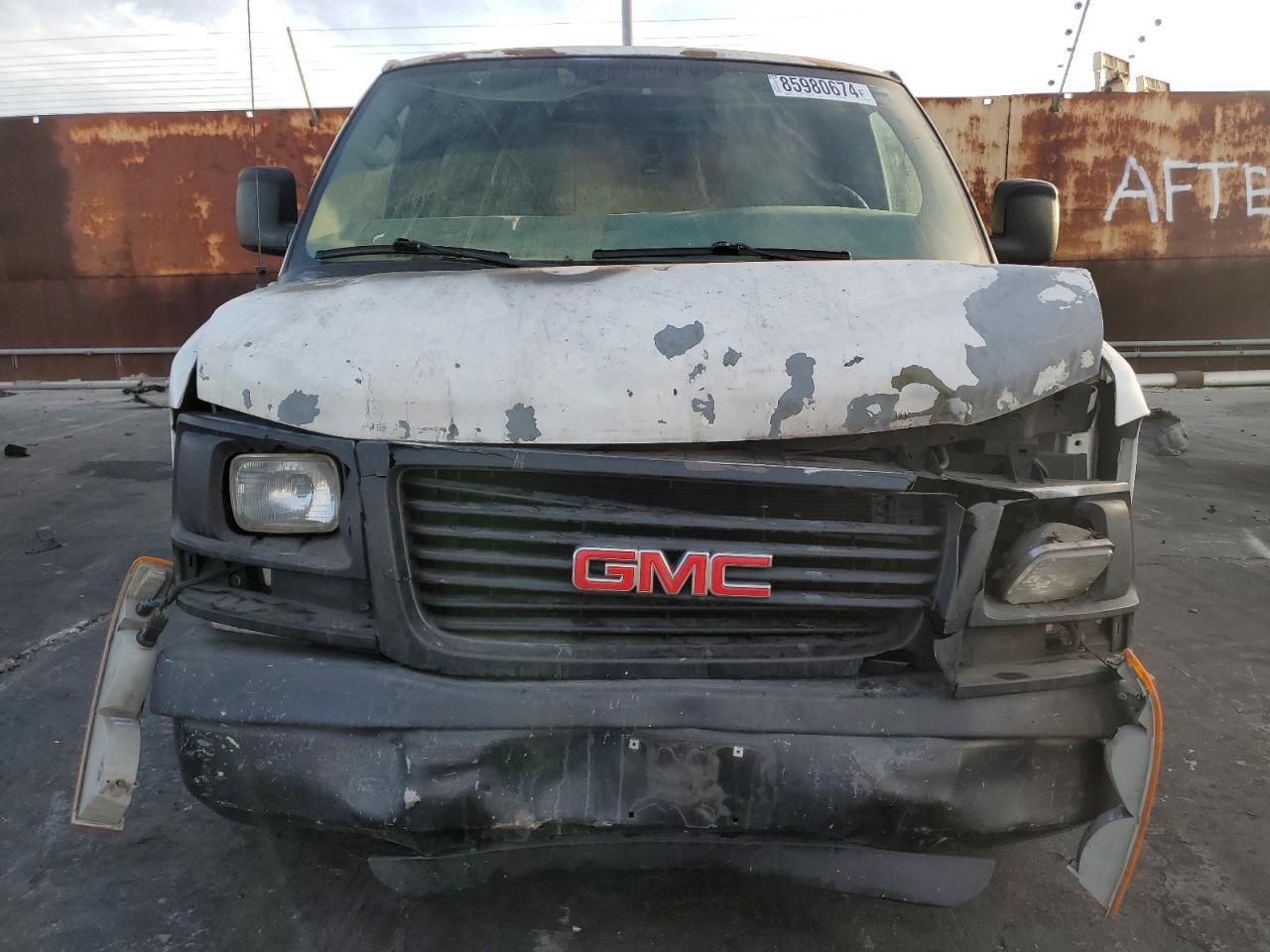 Lot #3045914633 2005 GMC SAVANA G25