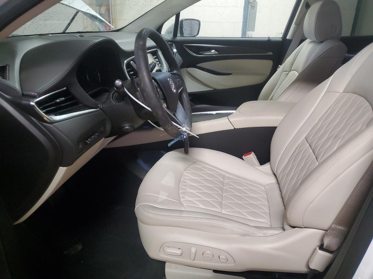 BUICK ENCLAVE AVENIR