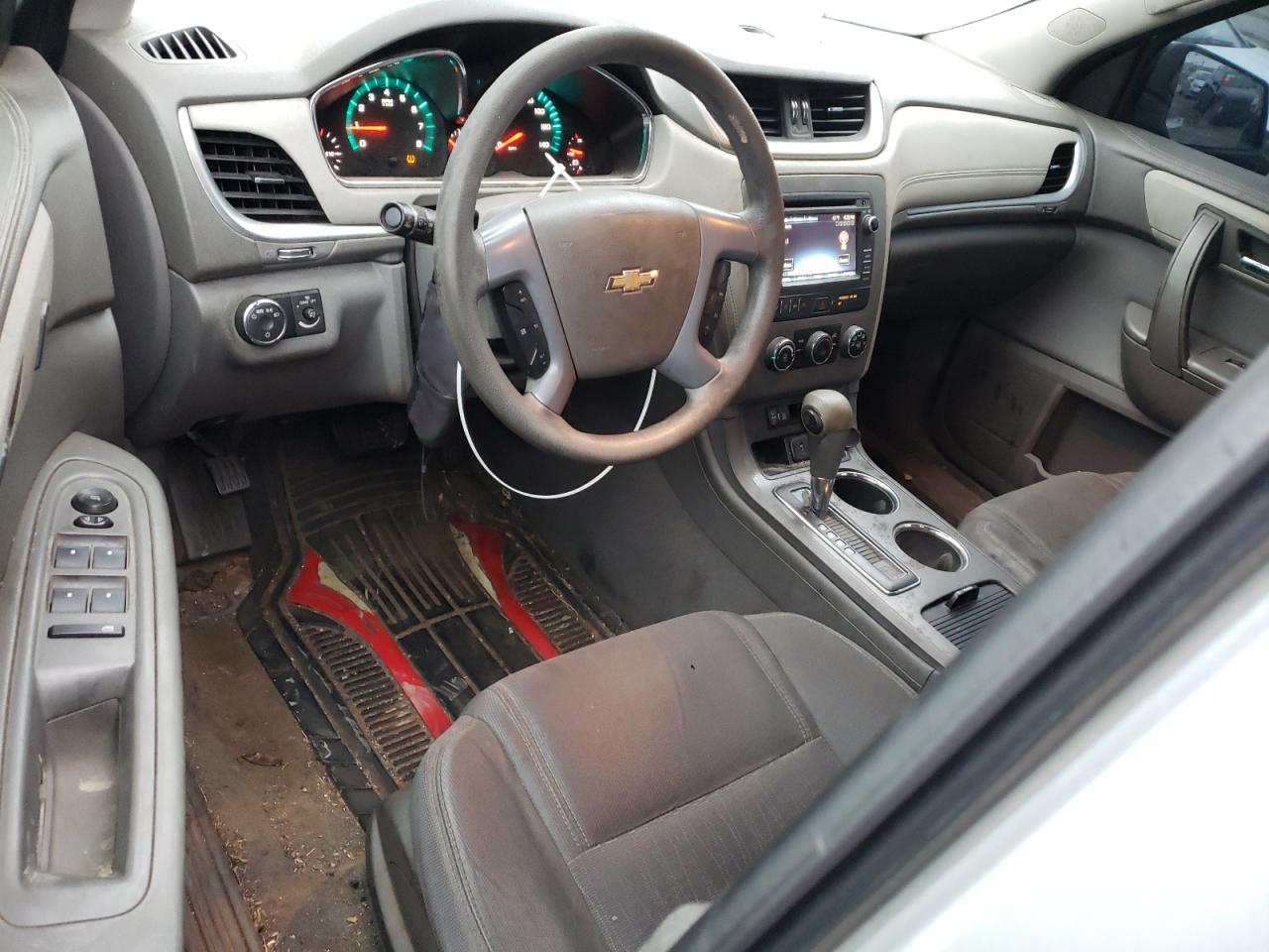 CHEVROLET TRAVERSE LS