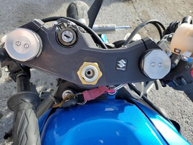 2017 SUZUKI GSX-R600 JS1GN7FA2H2101415