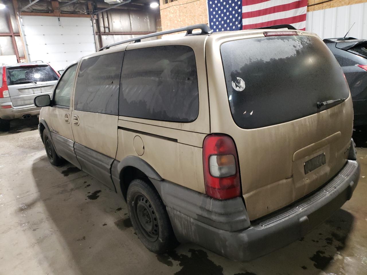 Lot #3033092004 2005 PONTIAC MONTANA