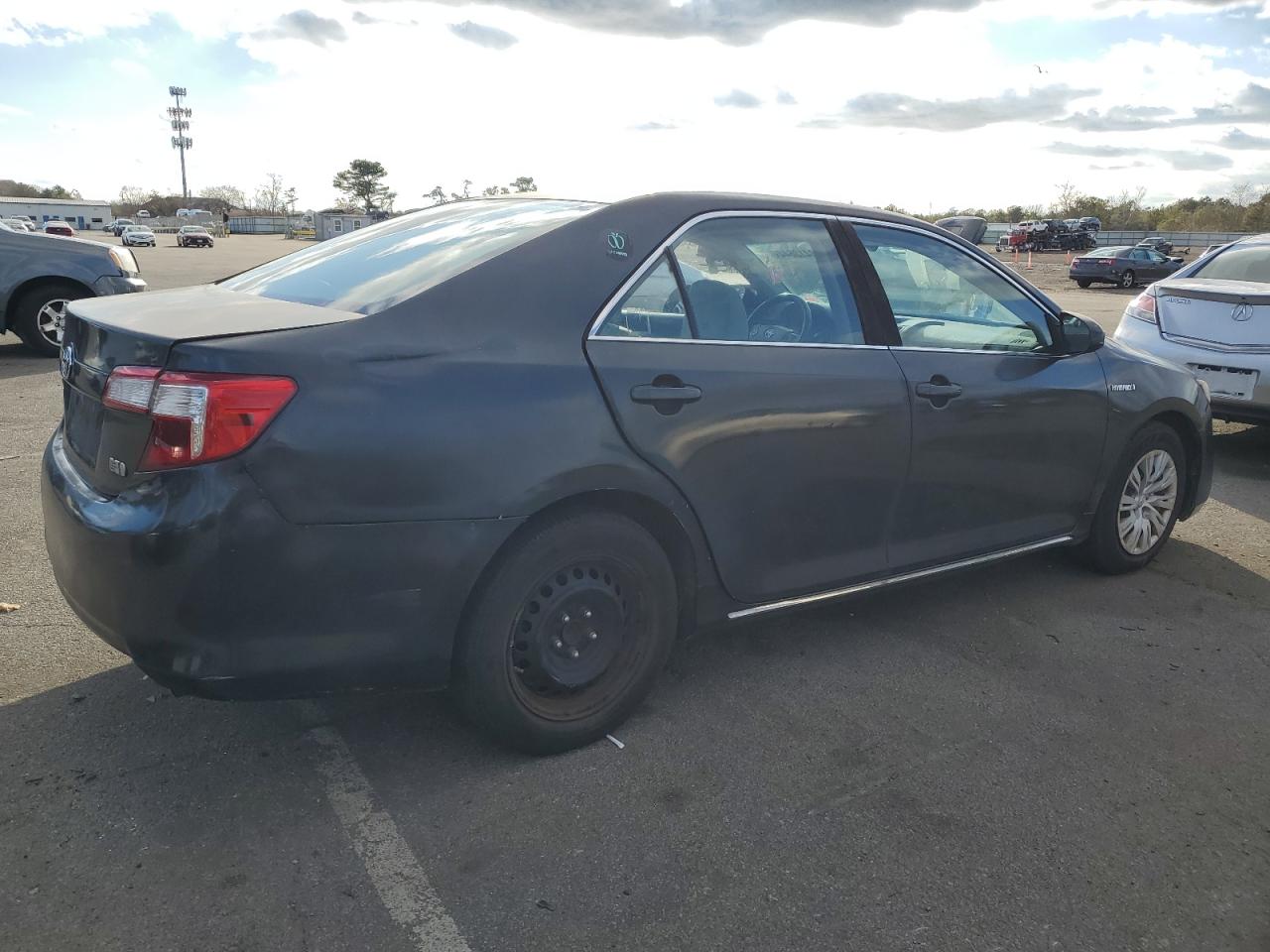 Lot #3023335280 2014 TOYOTA CAMRY HYBR