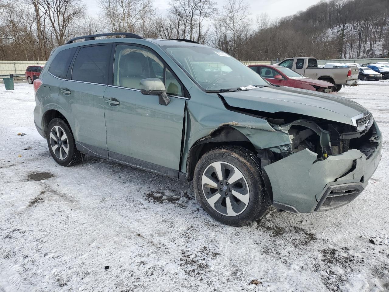 Lot #3045574719 2017 SUBARU FORESTER 2